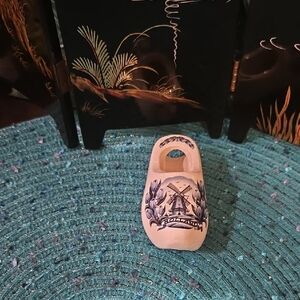 Decorative Blue and White Ceramic Clog